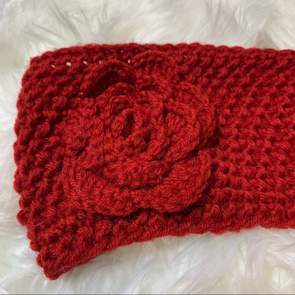 🌸 Knitted Headband Ear Warmer with Flower - Picture 3 of 7